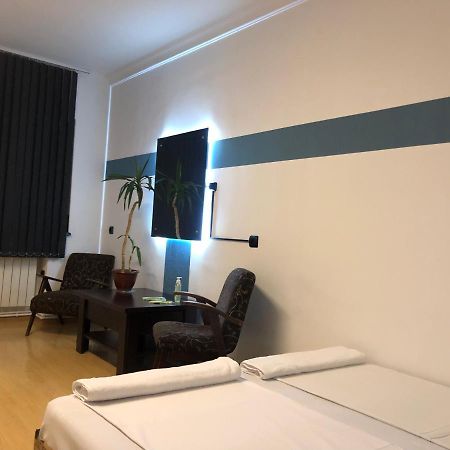 4 Friends Hostel Erivan Dış mekan fotoğraf