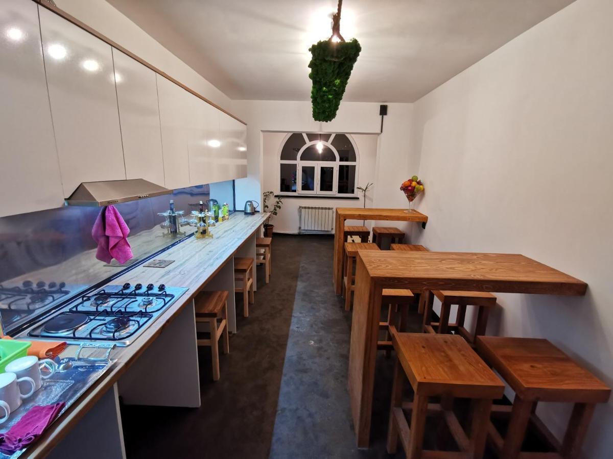 4 Friends Hostel Erivan Dış mekan fotoğraf