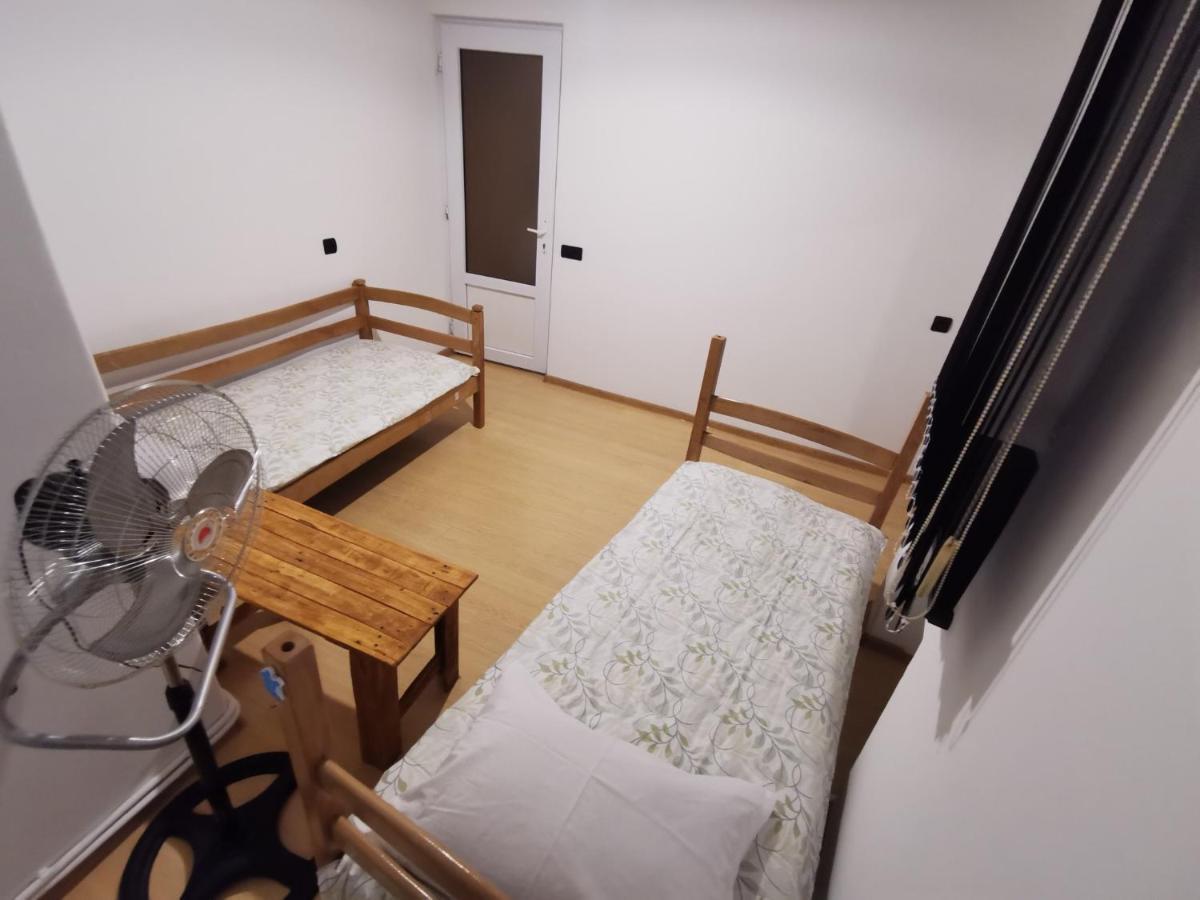 4 Friends Hostel Erivan Dış mekan fotoğraf