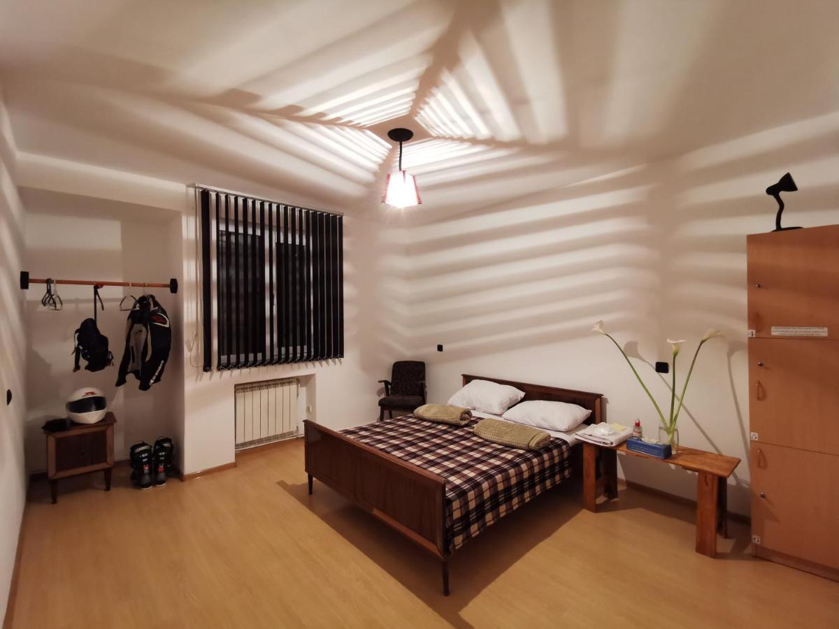 4 Friends Hostel Erivan Dış mekan fotoğraf