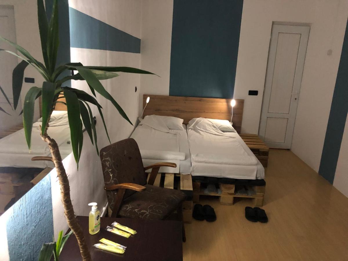 4 Friends Hostel Erivan Dış mekan fotoğraf