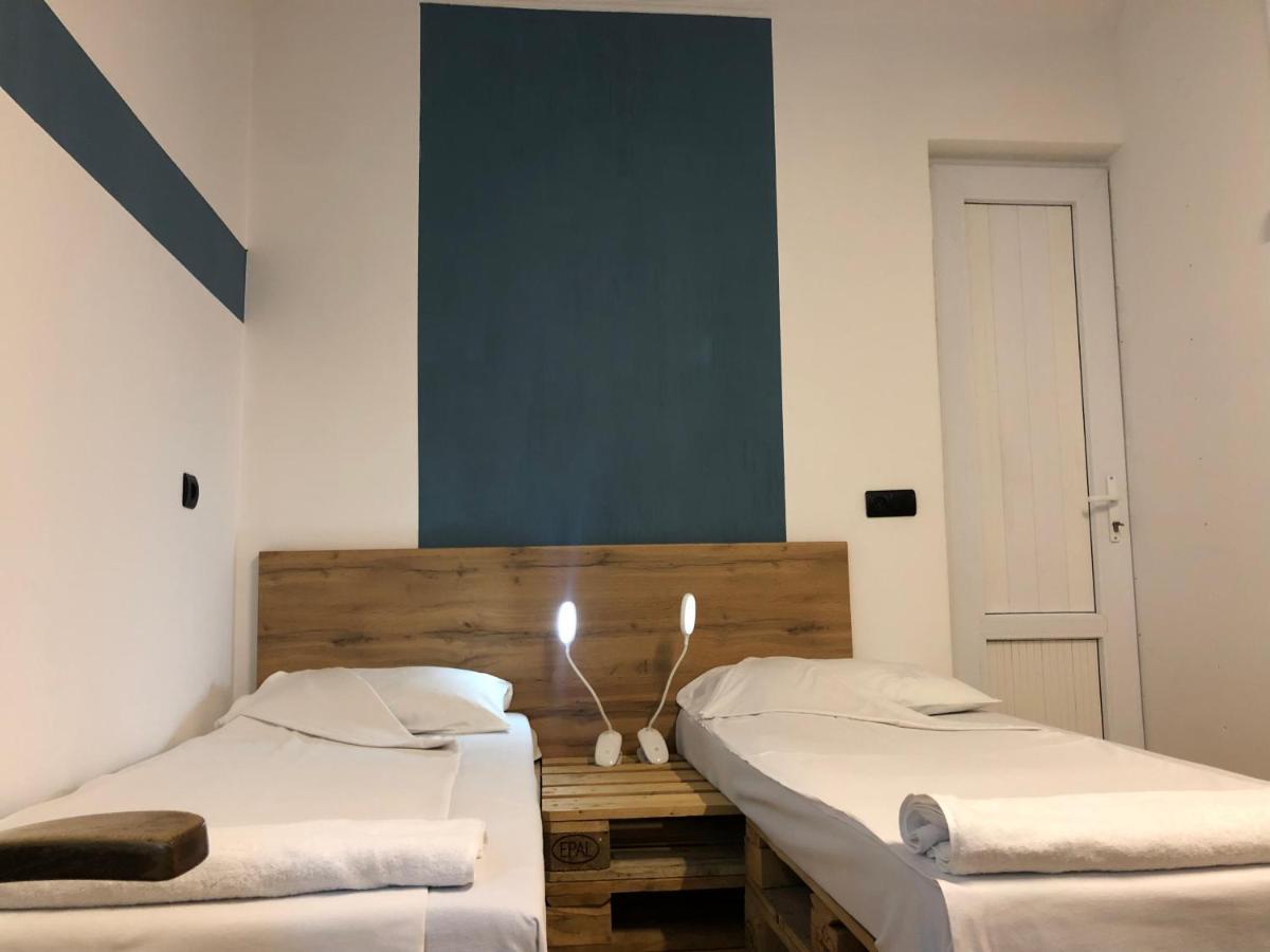 4 Friends Hostel Erivan Dış mekan fotoğraf