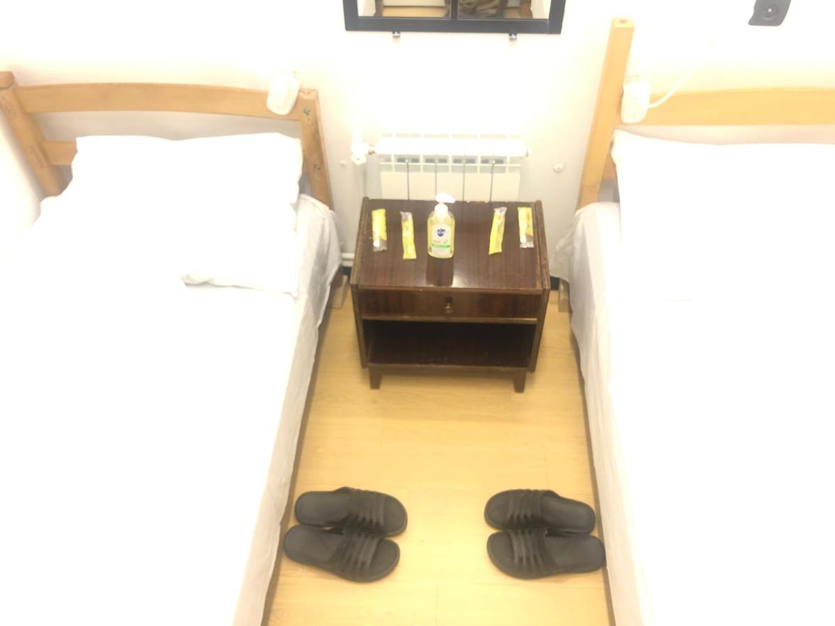 4 Friends Hostel Erivan Dış mekan fotoğraf