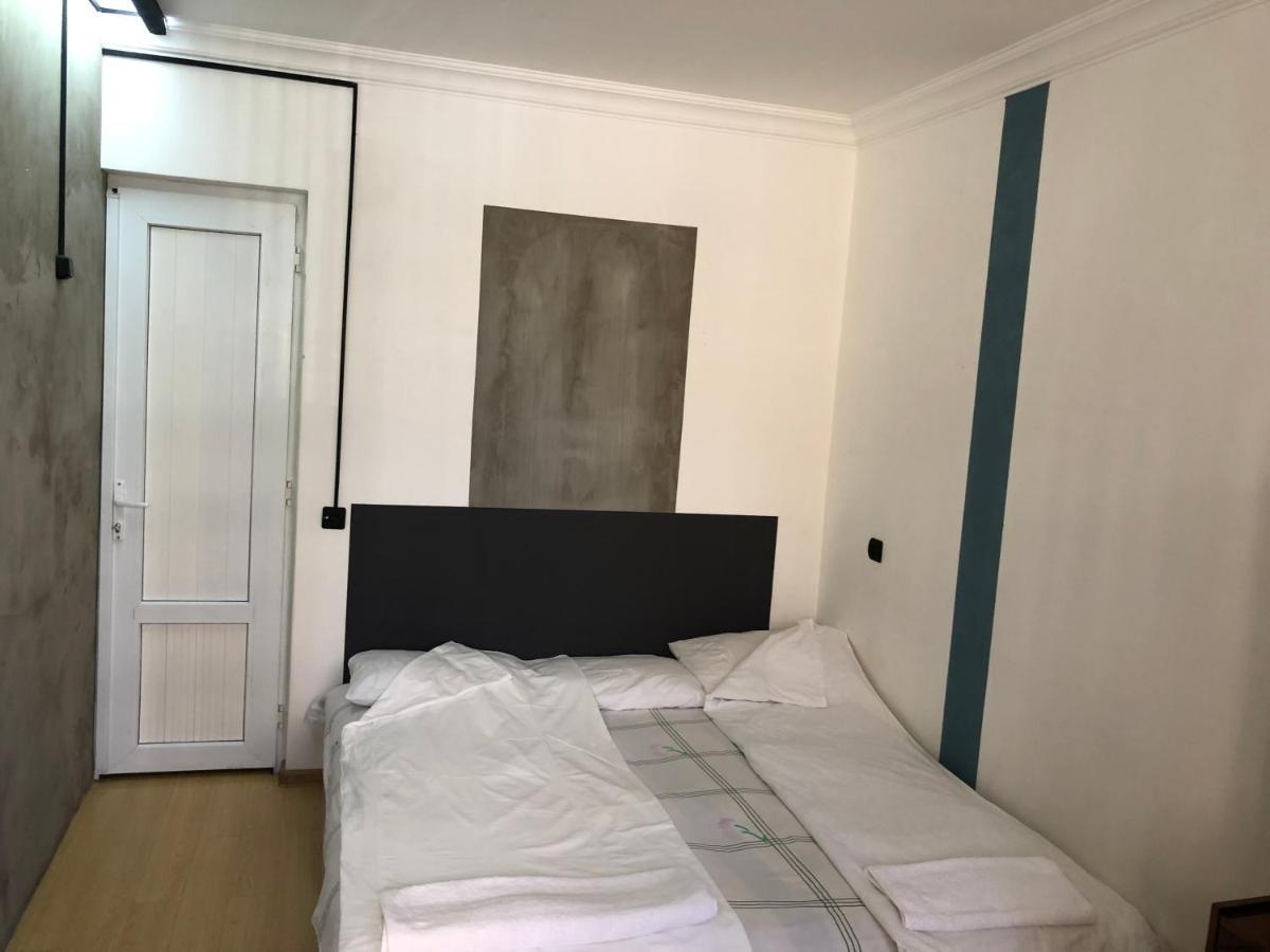 4 Friends Hostel Erivan Dış mekan fotoğraf
