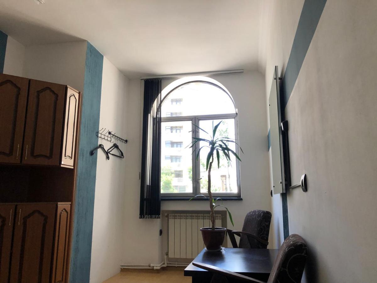 4 Friends Hostel Erivan Dış mekan fotoğraf