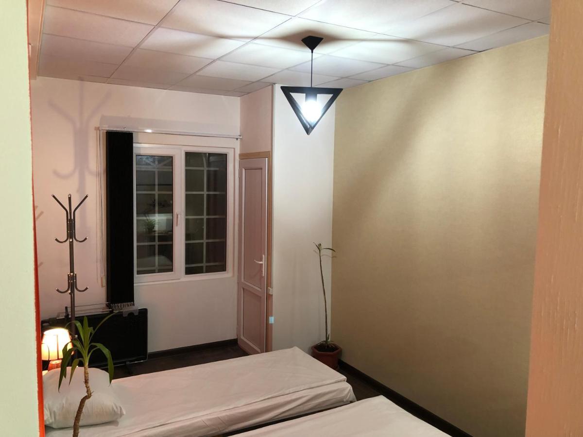 4 Friends Hostel Erivan Dış mekan fotoğraf